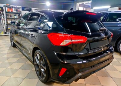 Ford Focus ST detailing