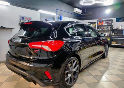 Ford Focus ST detailing