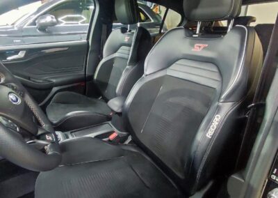 Ford Focus ST detailing